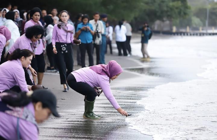 KKP Gelar Gernas Bulan Cinta Laut, Kumpulkan 3,8 Ton Sampah di Dumai